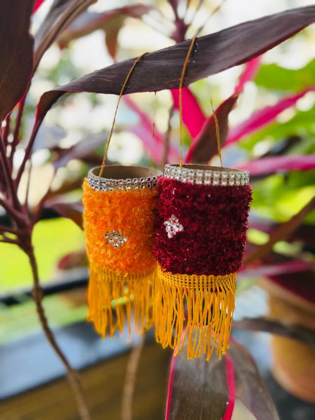 Handmade Yarn Wrapped Akash Kandil for Diwali Decoration (Set of 12)