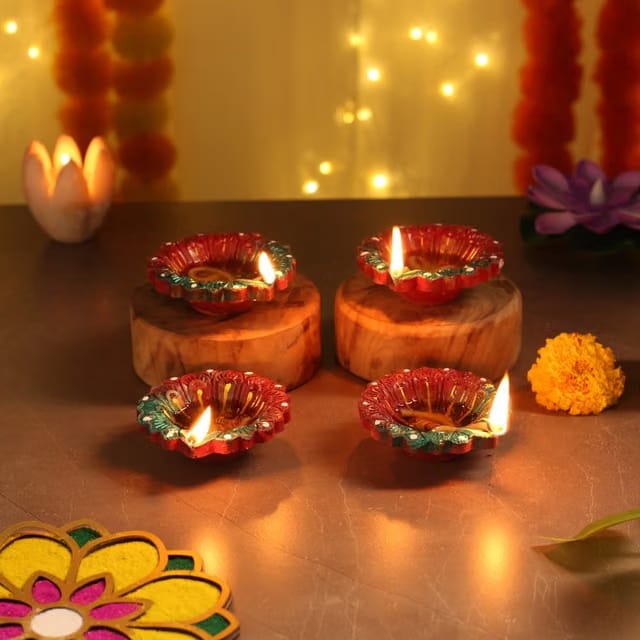 Decorated Clay Floral Design Diya Set