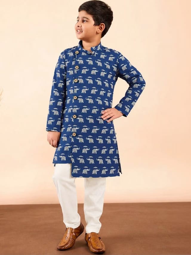 StyloBug Boys Ethnic Motifs Printed Angrakha Pure Cotton Kurta with Pyjamas