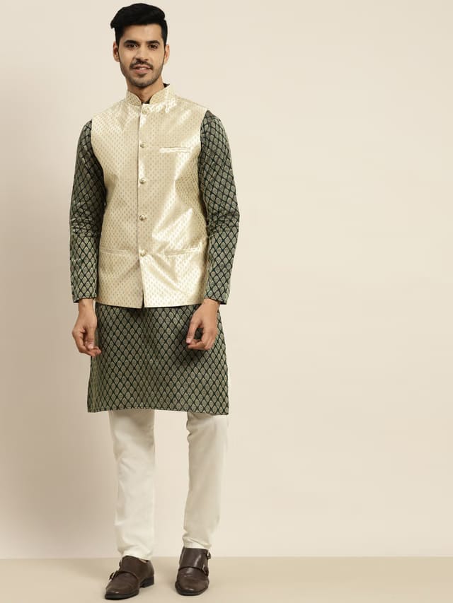 Men Green Ethnic Motifs Kurta with Pyjamas & Nehru Jacket