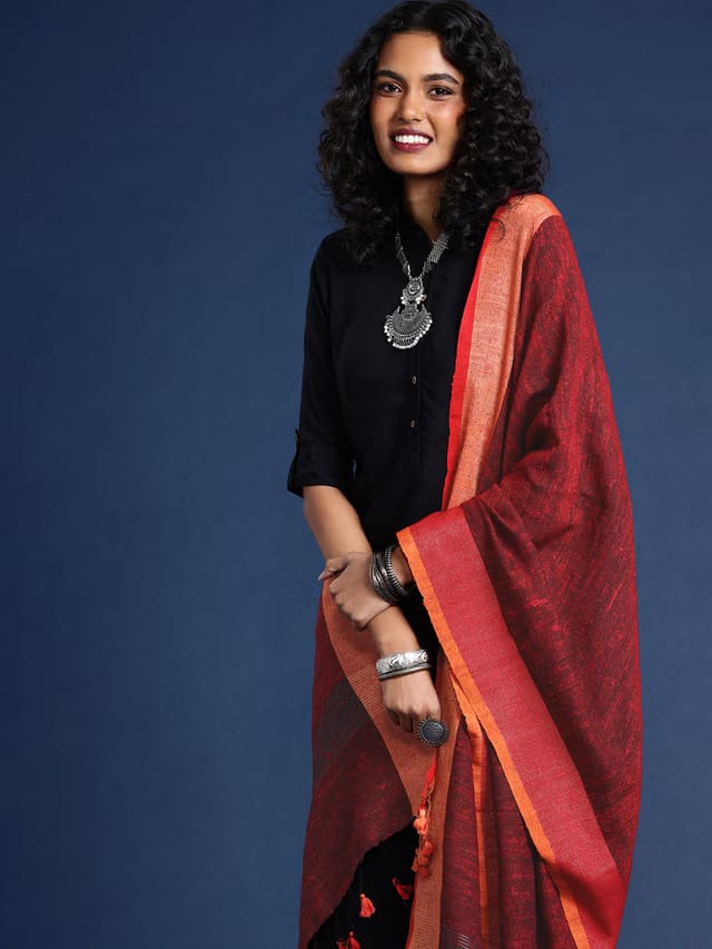 Taavi Woven Design Tasselled Cotton Blend Dupatta