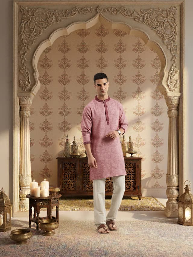 House of Pataudi Checked Embroidered Jashn Kurta