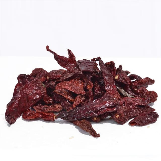 Roods Fresh Kashmiri Red Chilli Whole Dried/Sukhi Lal Mirch)/Stemless/Medium Spicy/Kaddi Byadgi Chilli