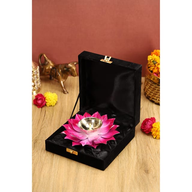 Decorative India Brass and Metal Lotus Pink Design Diya for Puja Home Decoration Item Gift