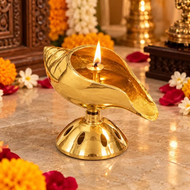 CraftVatika Pure Brass Akhand Diya, Shankh Shape Brass Diya Deepak, Villakku for Diwali Lakshami Poojan