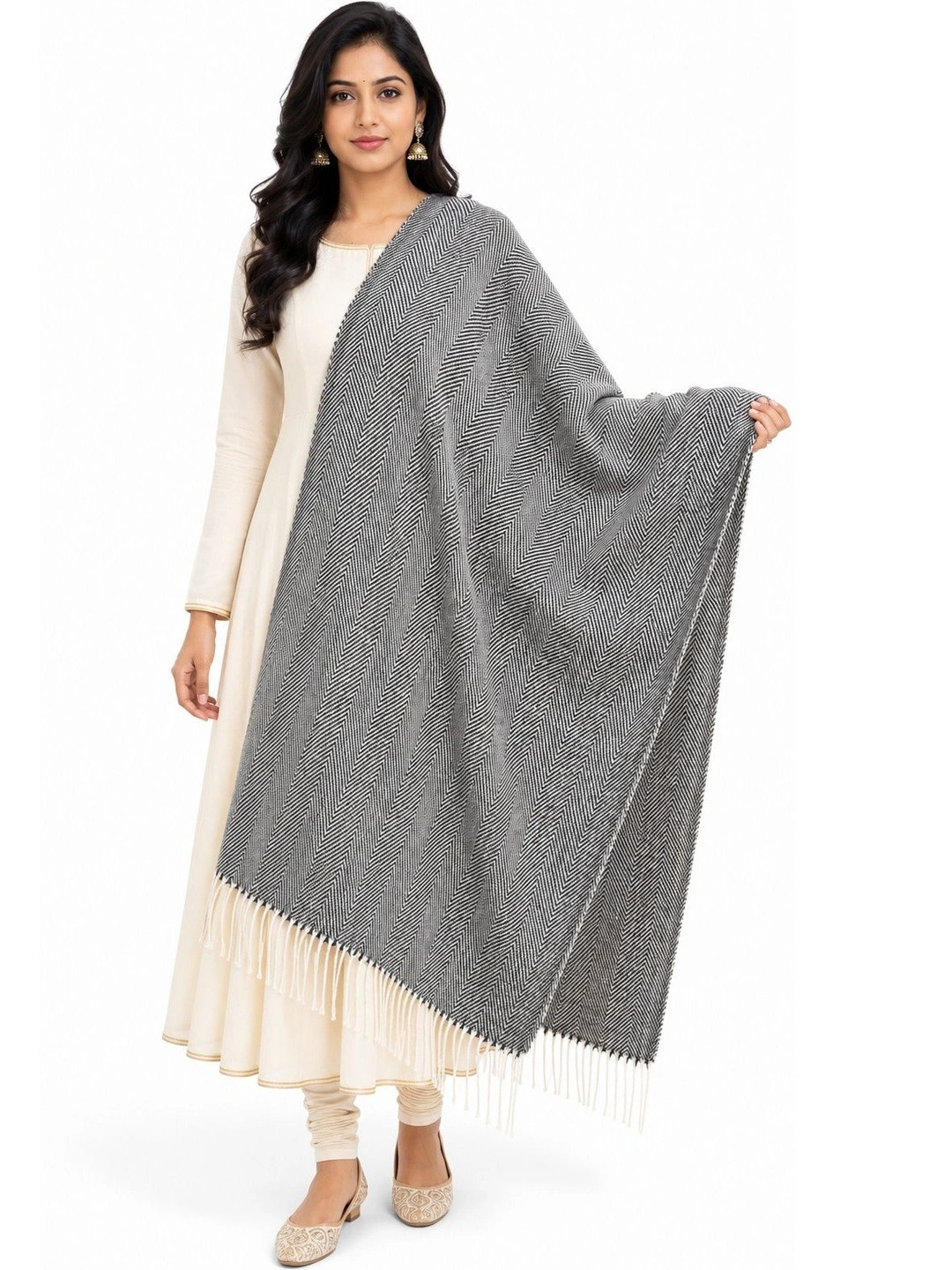 Life And Style Women Geometric Woven Design Shawl