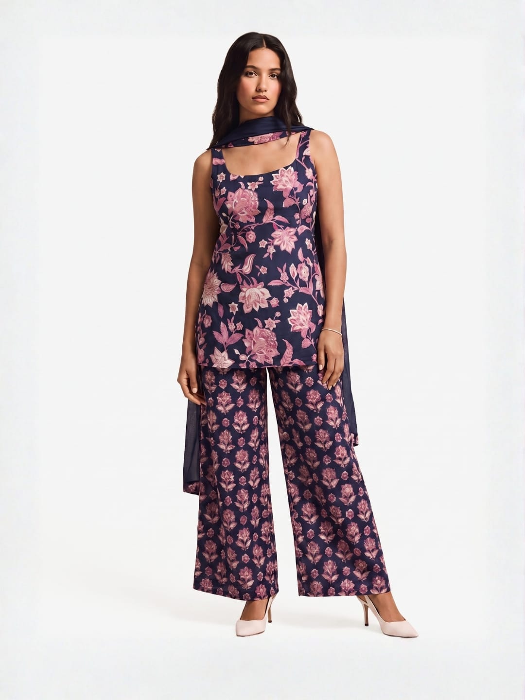 Rhim-Jhim Deep Back Kurti Set