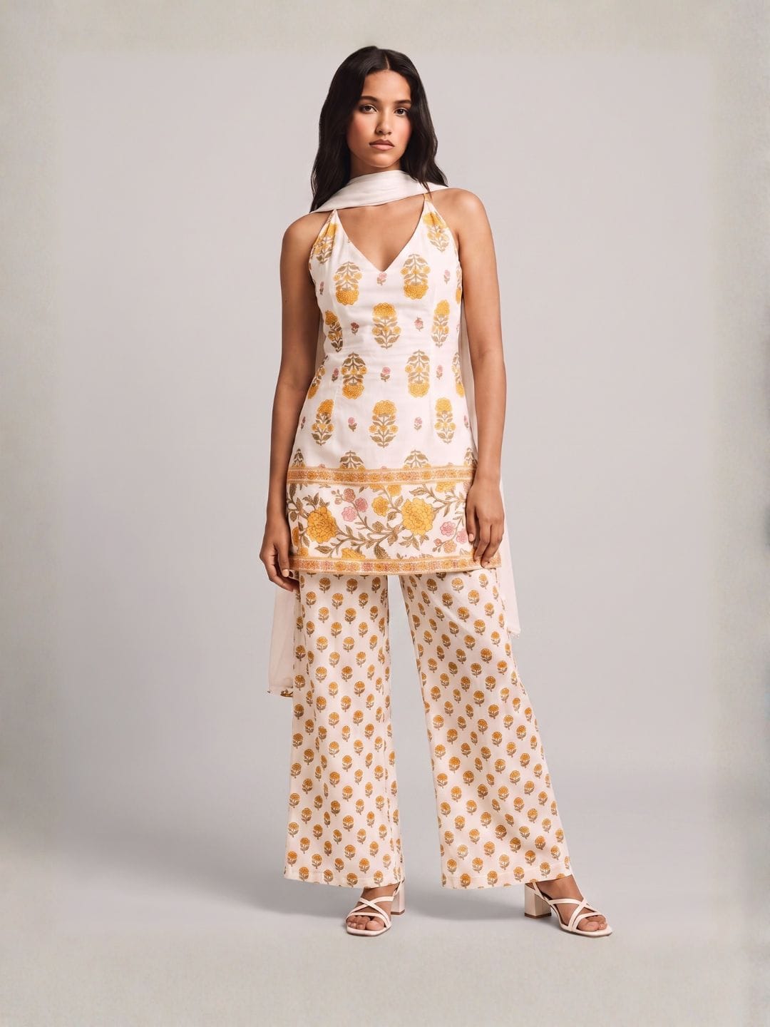 Jamna halterneck Corset Kurti Pant dupatta Set