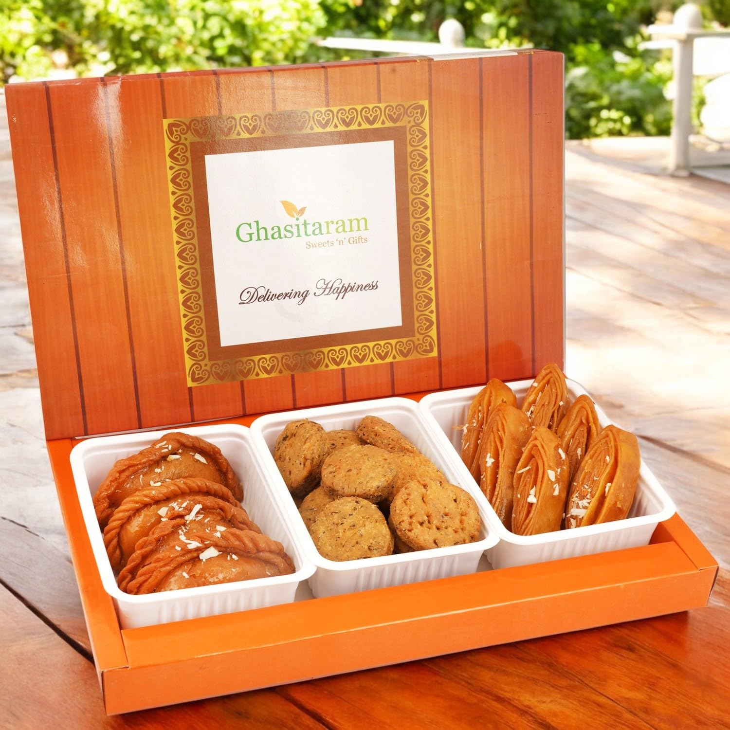 Ghasitaram Gifts Holi Sweets/ Holi Gift/ Holi Hampers/ Assorted Box of Gujiyas, khaja and Methi Mathi|Gift Hamper