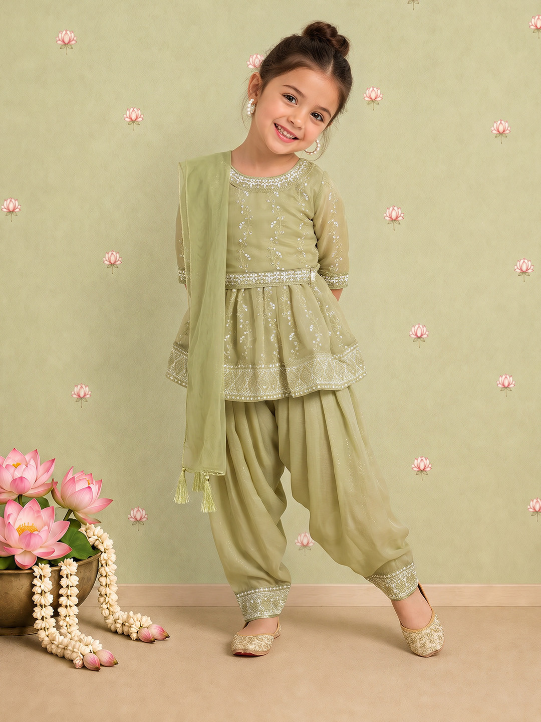 Sangria Girls Sequinned Kurta Set